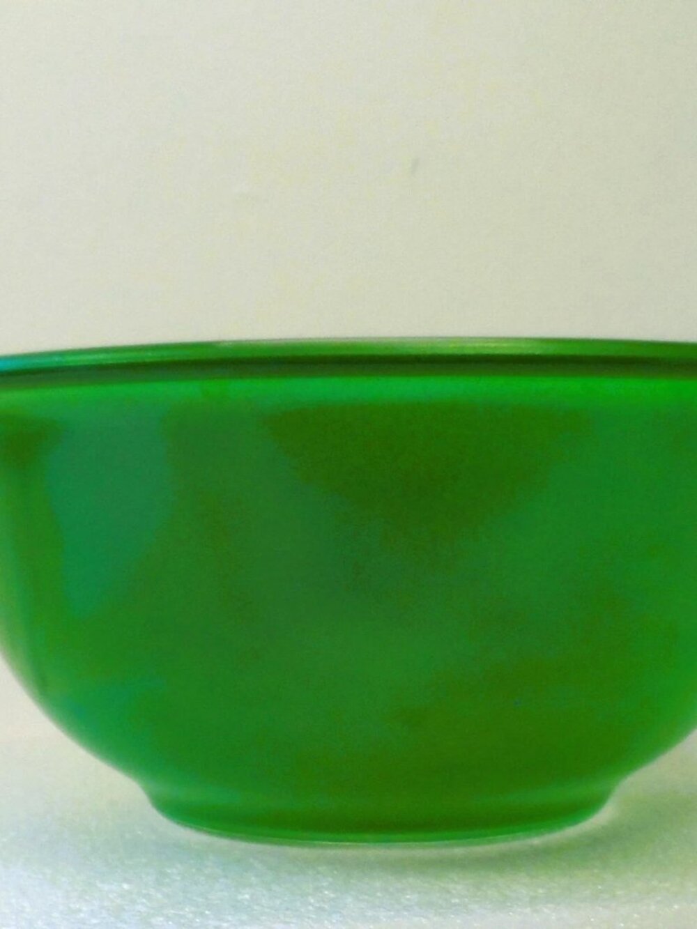 PYREX 1 Liter Mixing Bowl #322 Green w/ Clear Bottom Vintage-1990's
